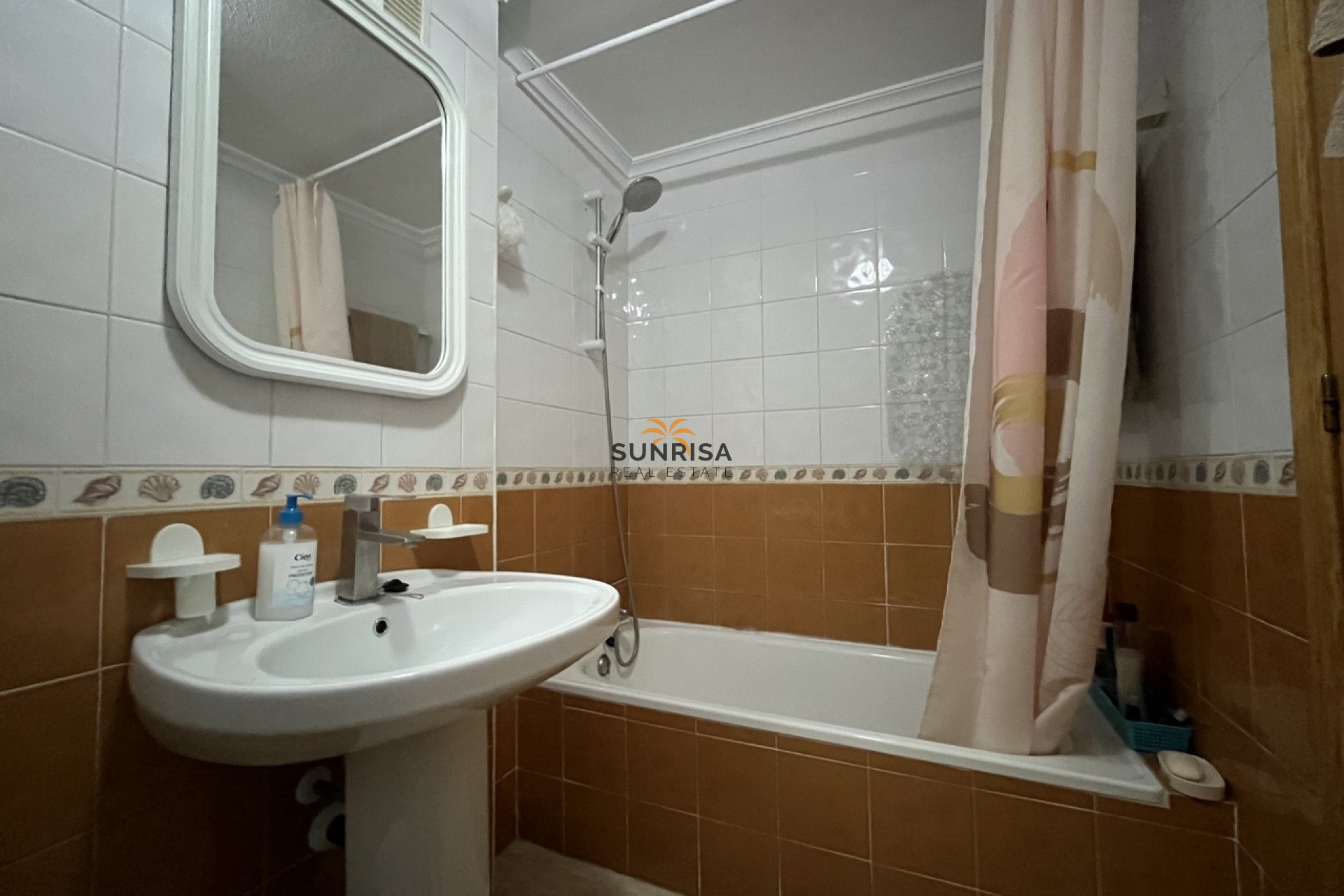 Herverkoop - Appartement - Algorfa