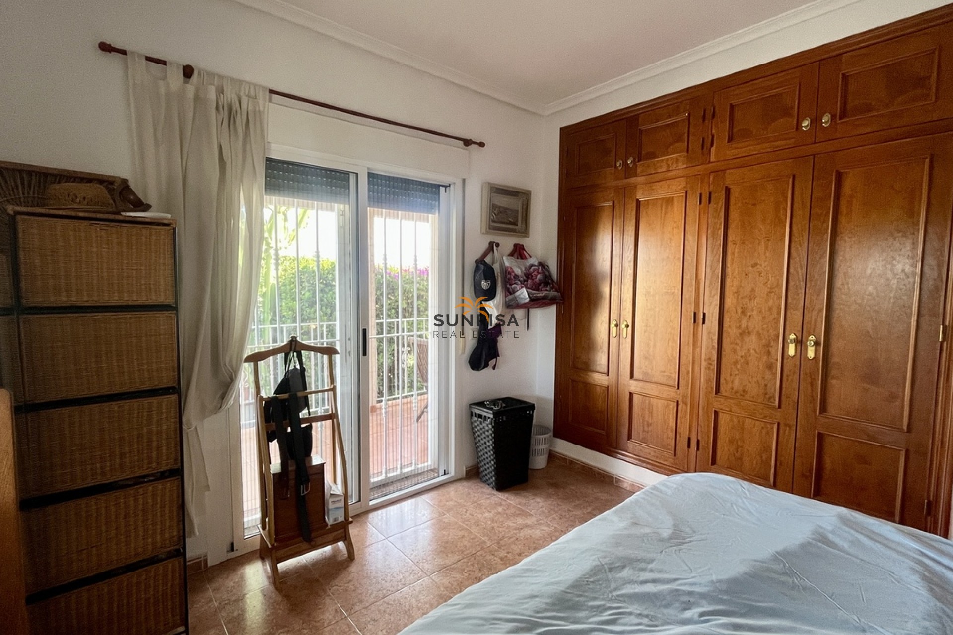 Herverkoop - Villa - Orihuela