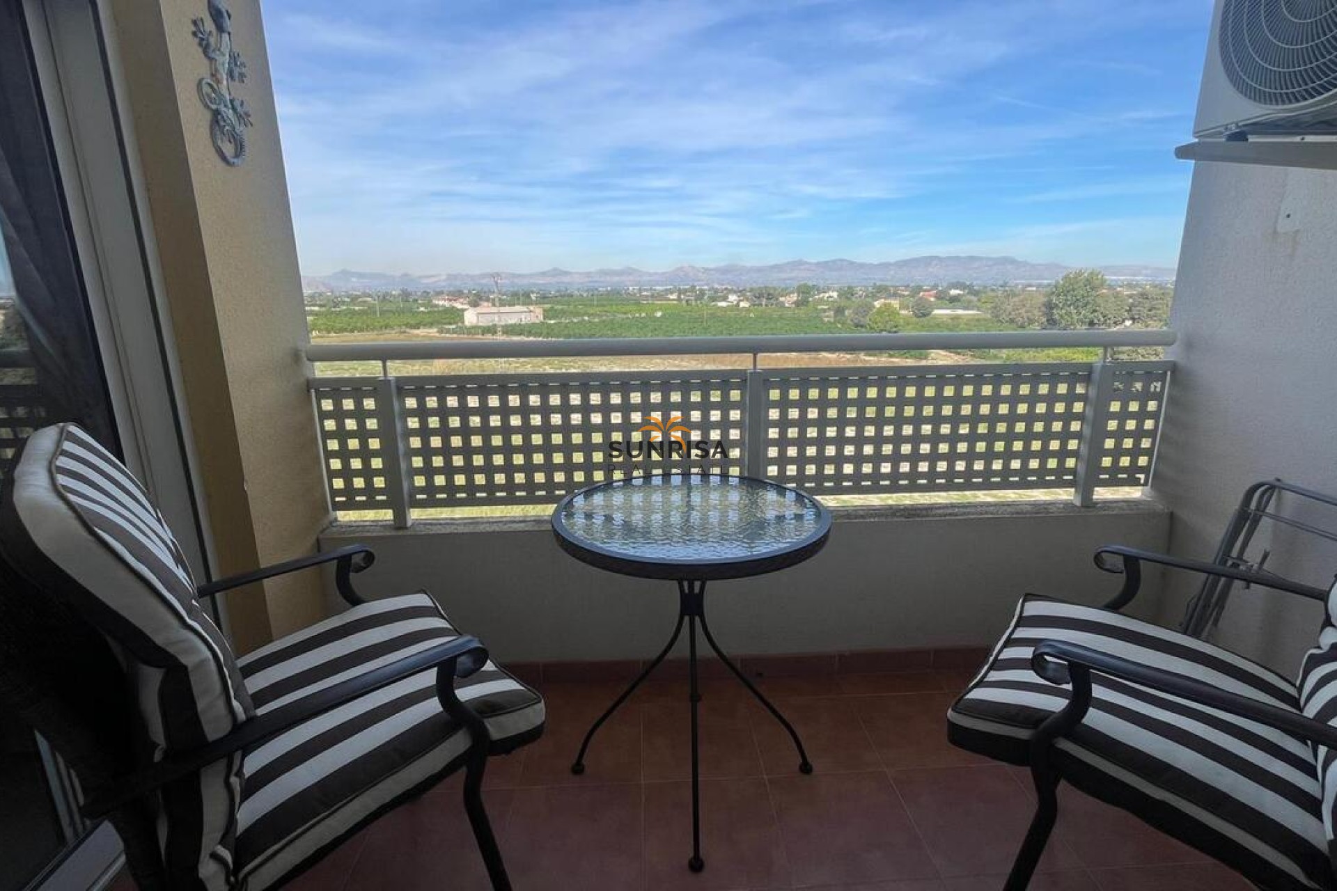 Herverkoop - Appartement - Almoradí