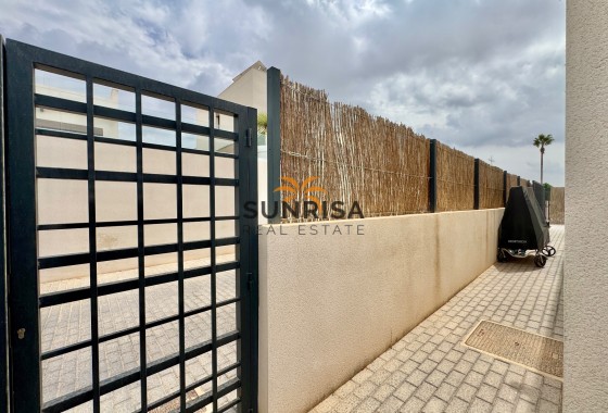 Villa · Herverkoop - Algorfa · Alicante · Spanje