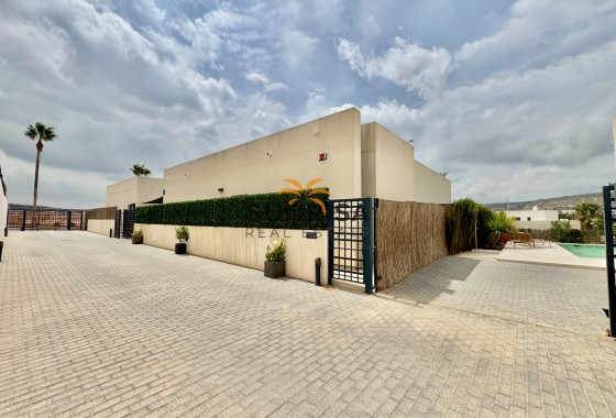 Villa · Herverkoop - Algorfa · Alicante · Spanje