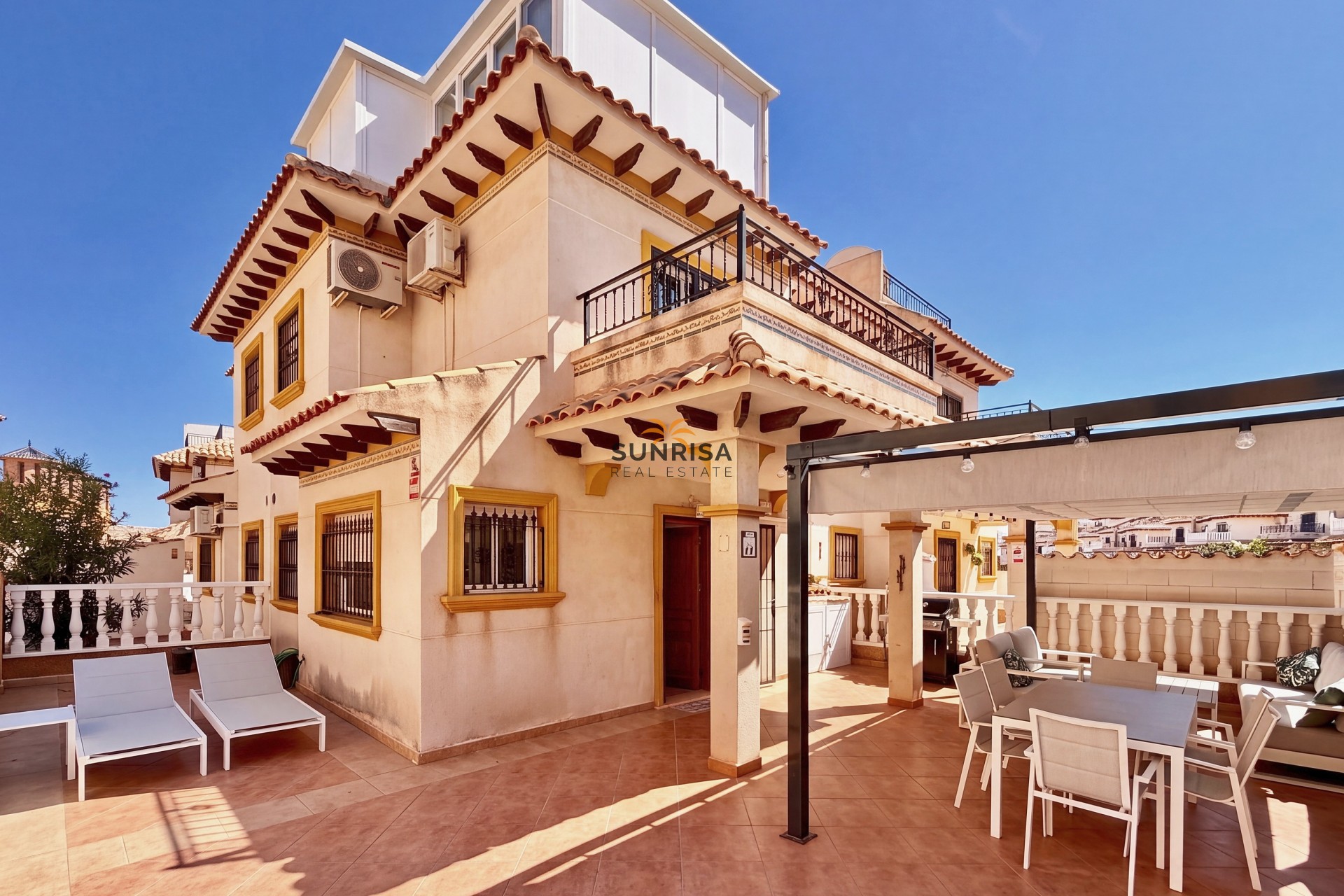 Herverkoop - Herenhuis - Orihuela Costa