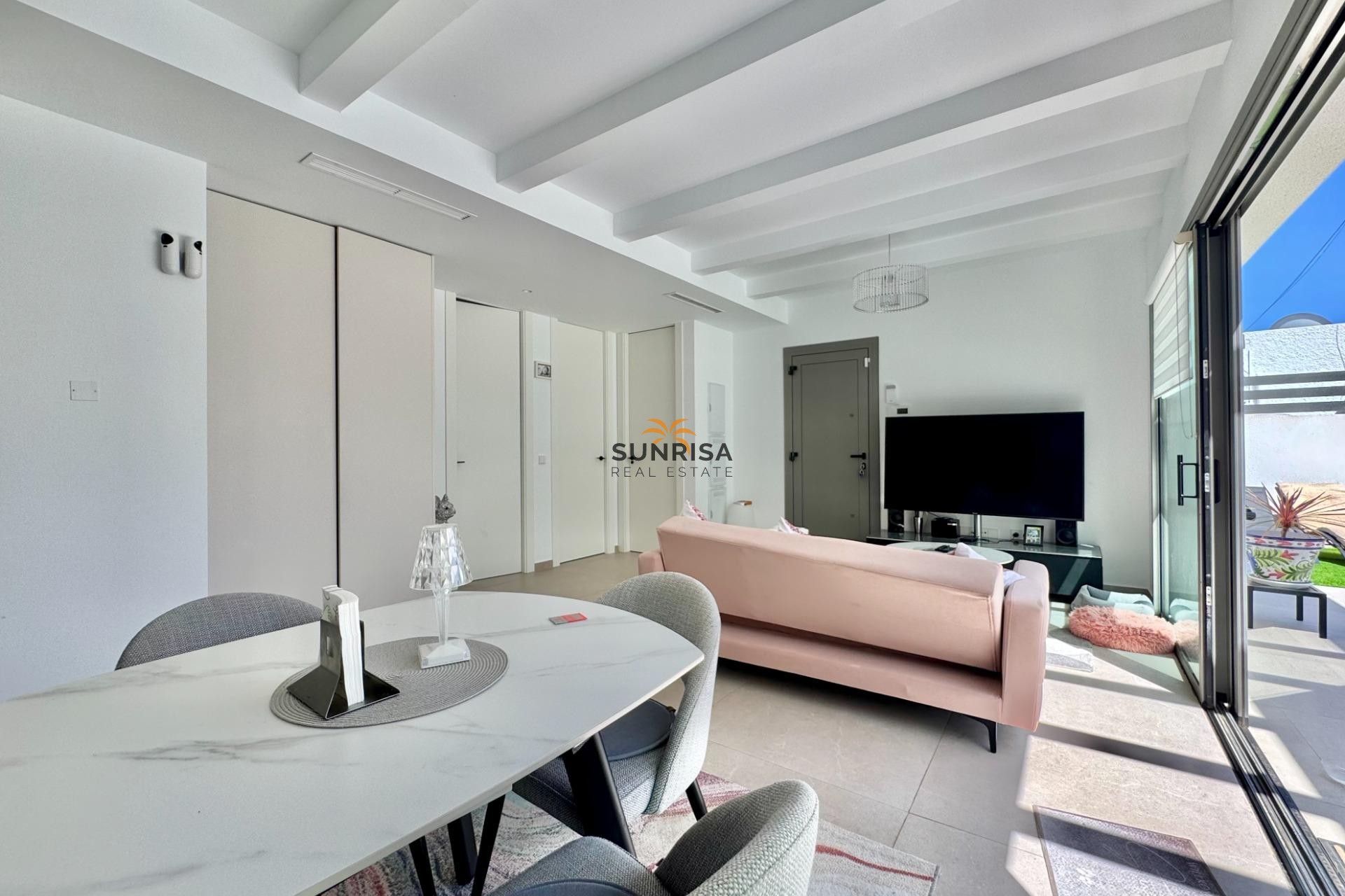 Herverkoop - Villa - Orihuela Costa