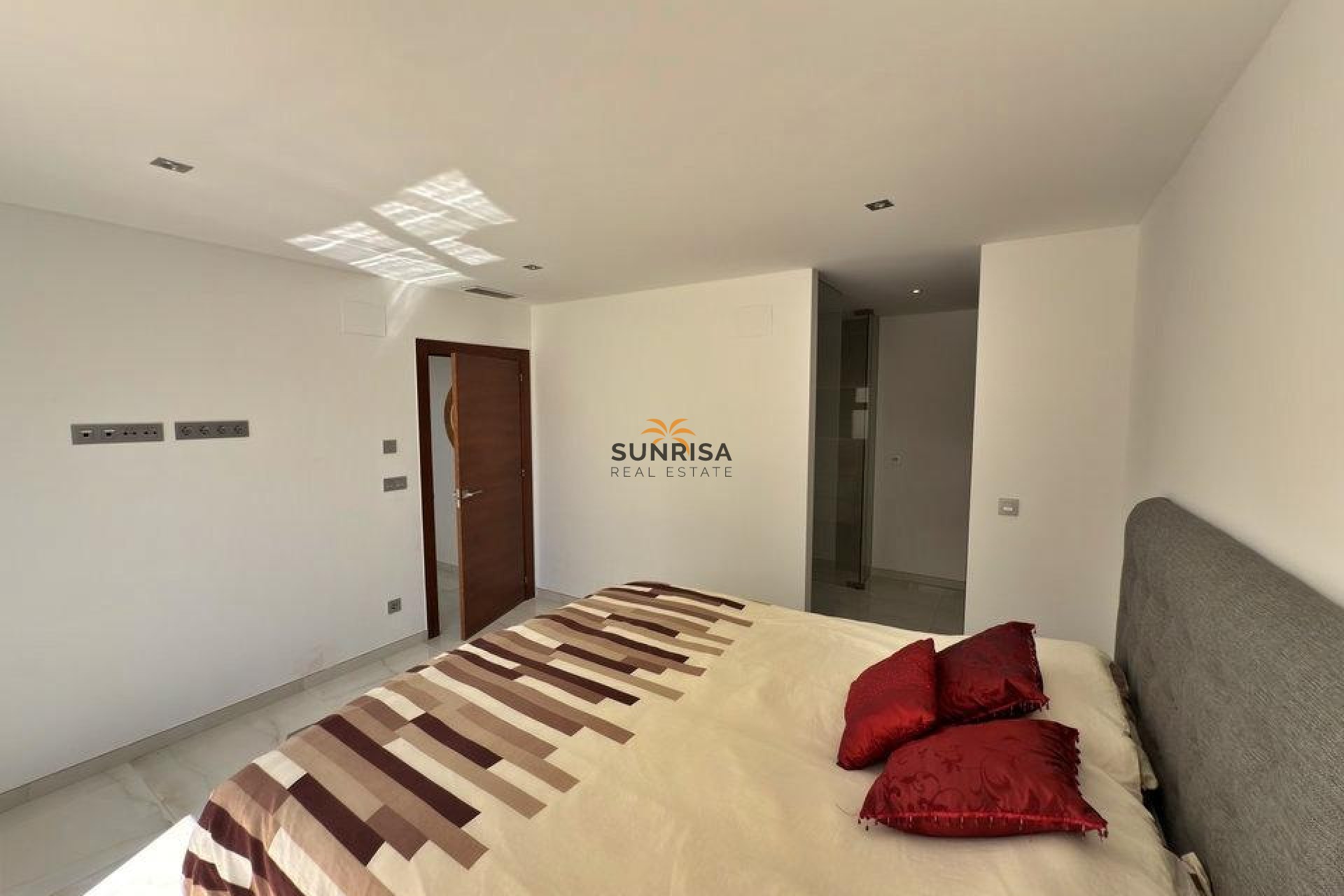 Herverkoop - Villa - Orihuela Costa