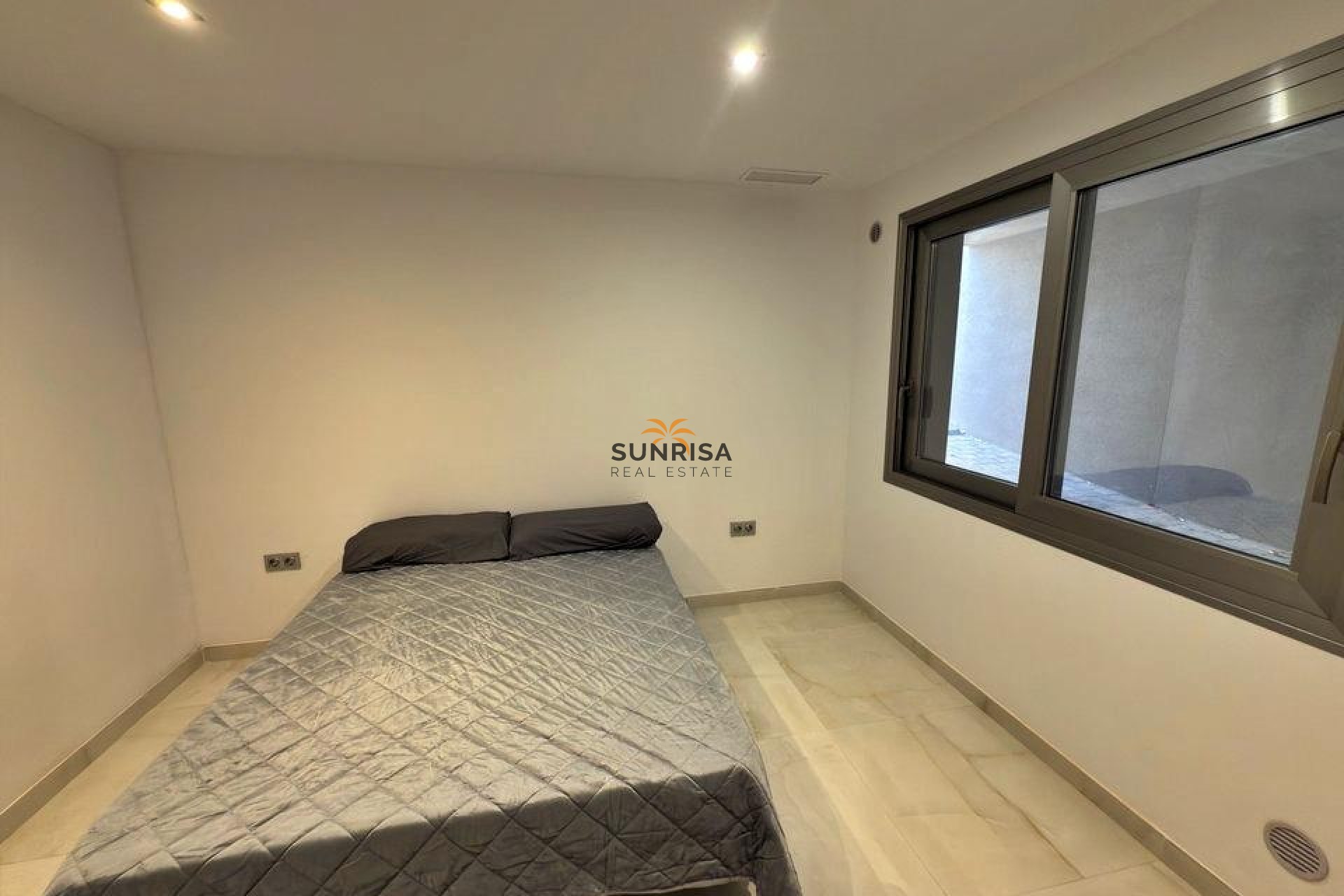 Herverkoop - Villa - Orihuela Costa