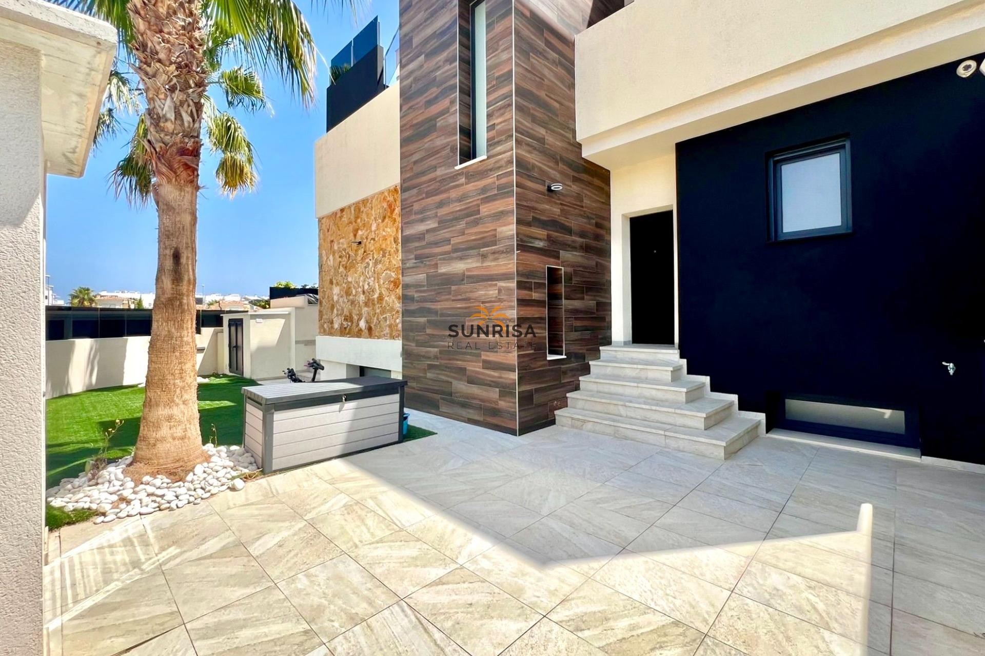 Herverkoop - Villa - Orihuela Costa