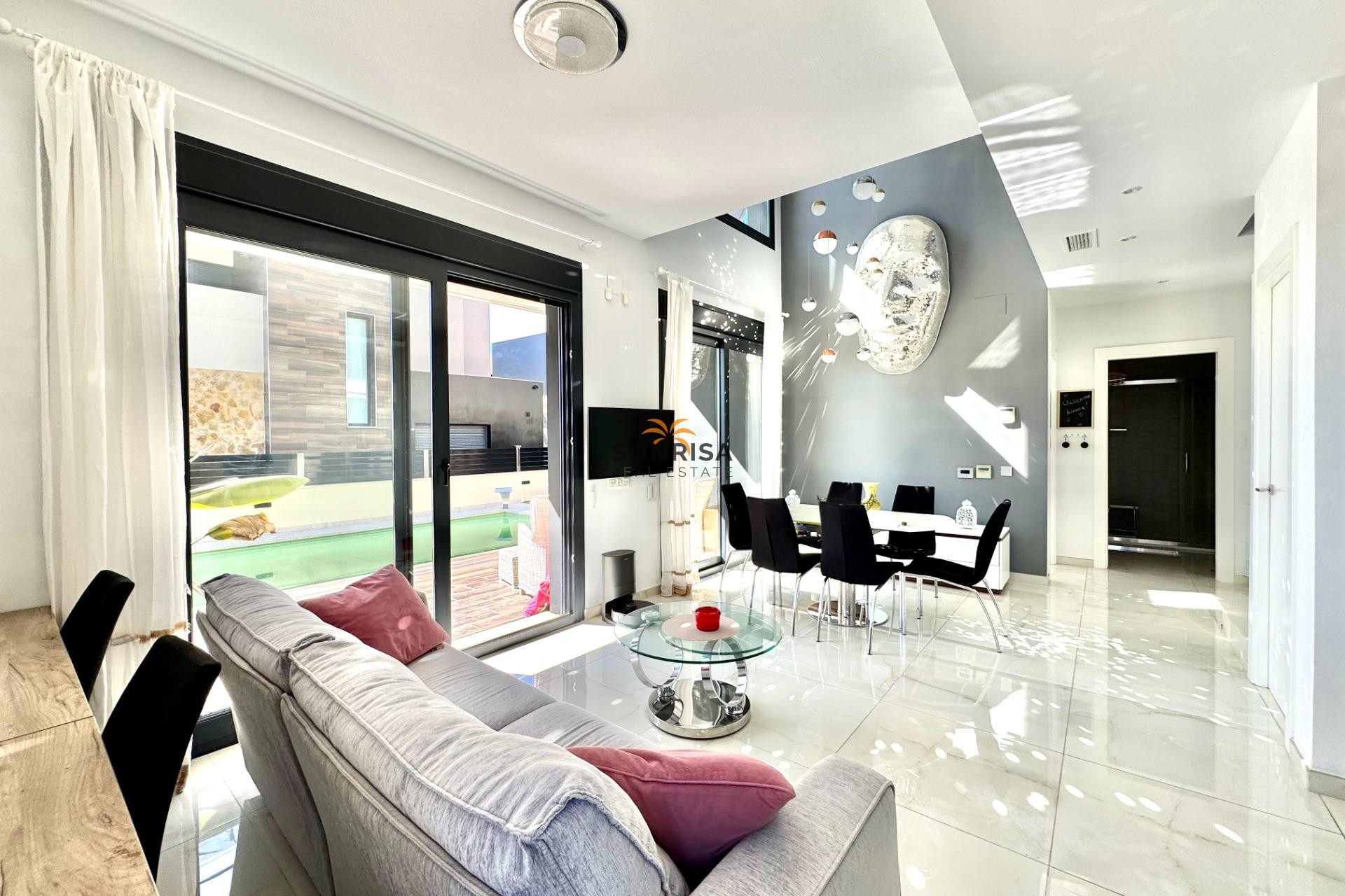 Herverkoop - Villa - Orihuela Costa