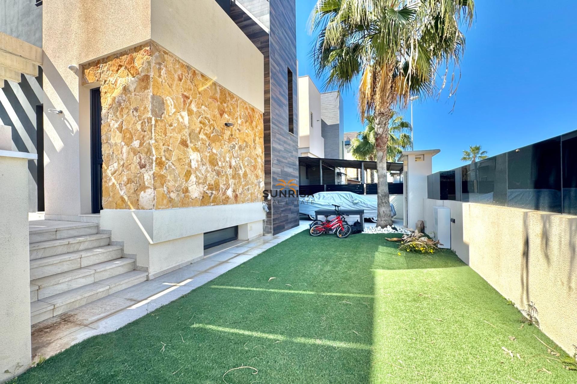 Herverkoop - Villa - Orihuela Costa