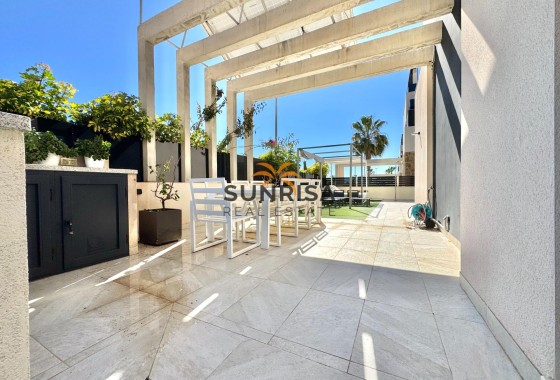Villa · Herverkoop - Orihuela Costa · Lomas de Cabo Roig · Alicante · Spanje