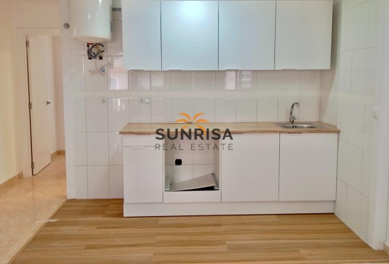 Appartement · Herverkoop - Torrevieja · Centro · Alicante · Spanje
