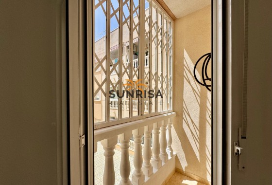 Appartement · Herverkoop - Torrevieja · Centro · Alicante · Spanje