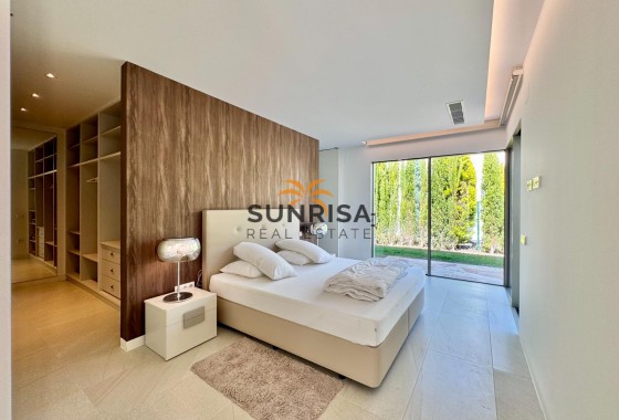 Villa · Herverkoop - Orihuela Costa · Las Colinas Golf · Alicante · Spanje