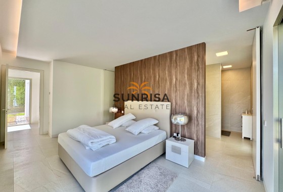 Villa · Herverkoop - Orihuela Costa · Las Colinas Golf · Alicante · Spanje
