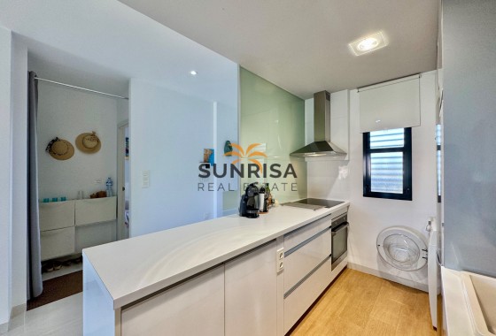 Appartement · Herverkoop - Orihuela Costa · La Zenia · Alicante · Spanje