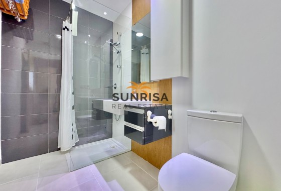 Appartement · Herverkoop - Orihuela Costa · La Zenia · Alicante · Spanje