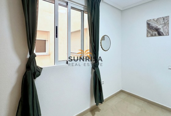 Appartement · Herverkoop - Torrevieja · Alicante · Spanje