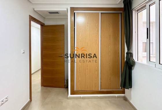Appartement · Herverkoop - Torrevieja · Alicante · Spanje