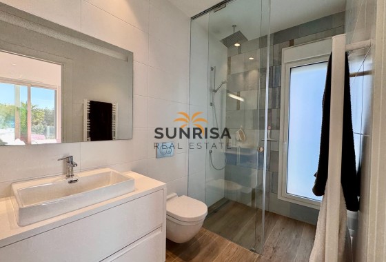 Appartement · Herverkoop - Orihuela Costa · Las Colinas Golf · Alicante · Spanje