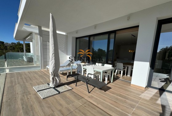 Appartement · Herverkoop - Orihuela Costa · Las Colinas Golf · Alicante · Spanje