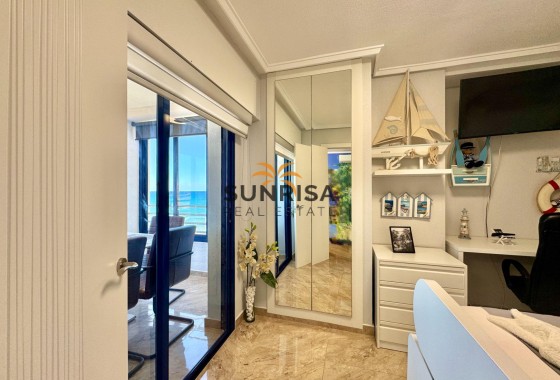 Appartement · Herverkoop - Torrevieja · Torrelamata - La Mata · Alicante · Spanje