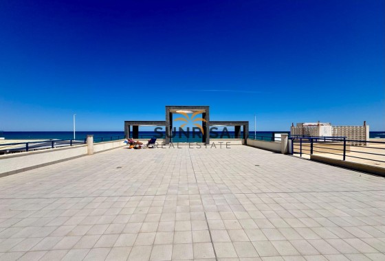 Appartement · Herverkoop - Torrevieja · Torrelamata - La Mata · Alicante · Spanje