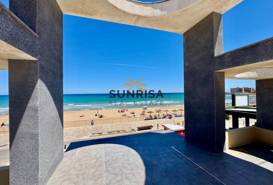 Appartement · Herverkoop - Torrevieja · Torrelamata - La Mata · Alicante · Spanje