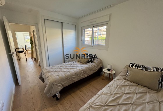 Appartement · Herverkoop - Pilar de la Horadada · Mil Palmeras · Alicante · Spanje