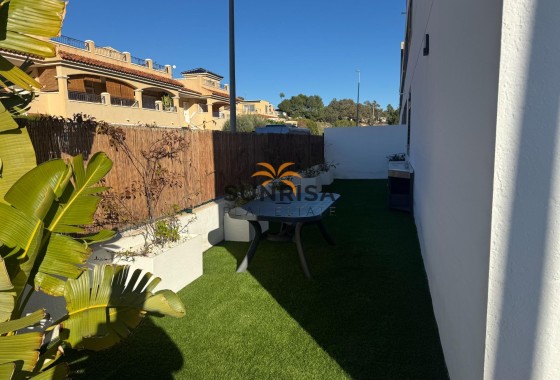 Appartement · Herverkoop - Pilar de la Horadada · Mil Palmeras · Alicante · Spanje