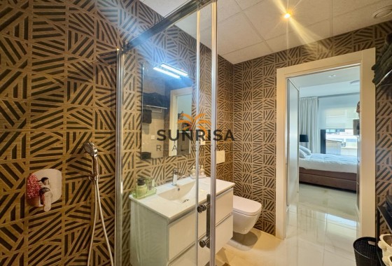 Appartement · Herverkoop - Orihuela Costa · Punta Prima · Alicante · Spanje