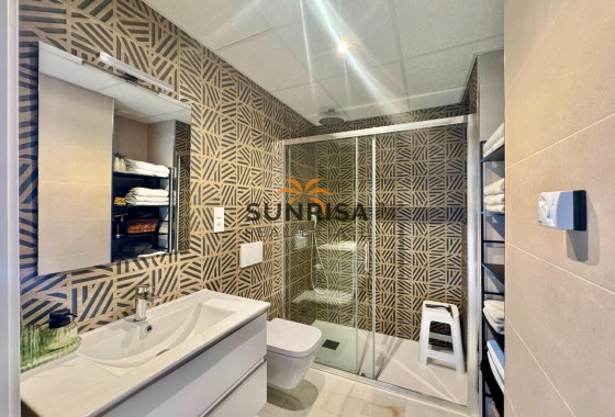 Appartement · Herverkoop - Orihuela Costa · Punta Prima · Alicante · Spanje