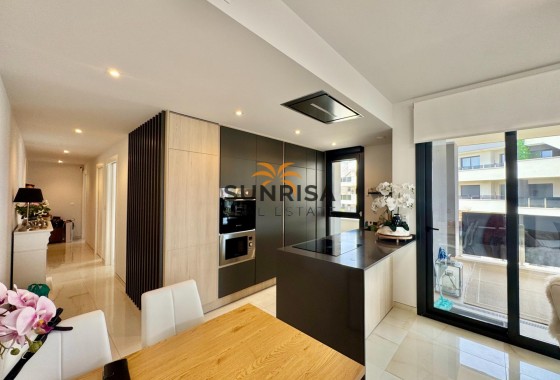 Appartement · Herverkoop - Orihuela Costa · Punta Prima · Alicante · Spanje