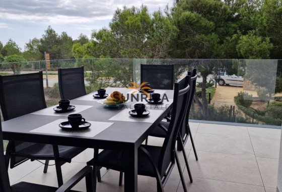 Appartement · Herverkoop - Orihuela Costa · Las Colinas Golf · Alicante · Spanje