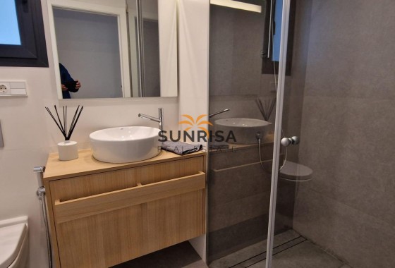 Appartement · Herverkoop - Orihuela Costa · Las Colinas Golf · Alicante · Spanje