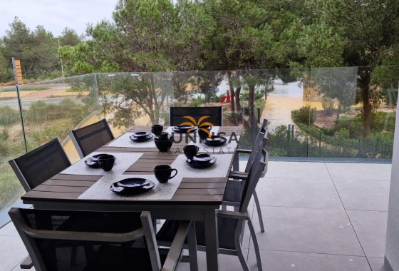 Appartement · Herverkoop - Orihuela Costa · Las Colinas Golf · Alicante · Spanje