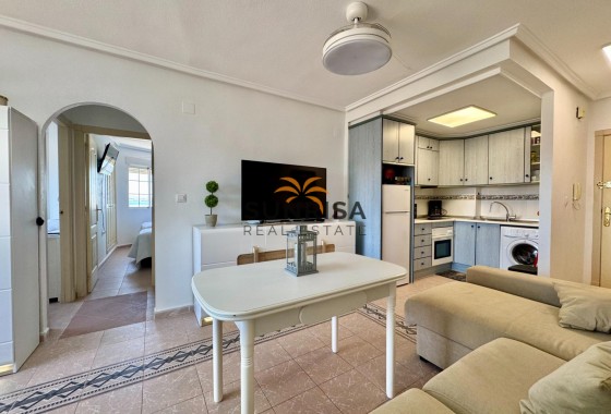 Appartement · Herverkoop - Torrevieja · La Mata · Alicante · Spanje