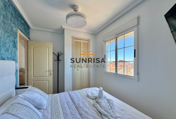 Appartement · Herverkoop - Torrevieja · La Mata · Alicante · Spanje