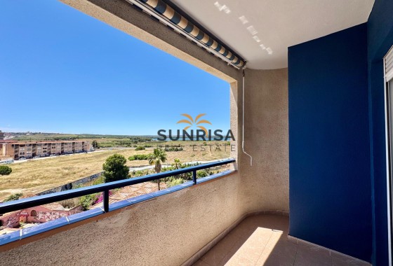 Appartement · Herverkoop - Torrevieja · La Mata · Alicante · Spanje