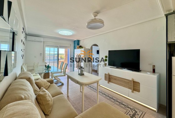 Appartement · Herverkoop - Torrevieja · La Mata · Alicante · Spanje