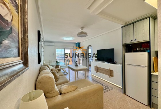 Appartement · Herverkoop - Torrevieja · La Mata · Alicante · Spanje