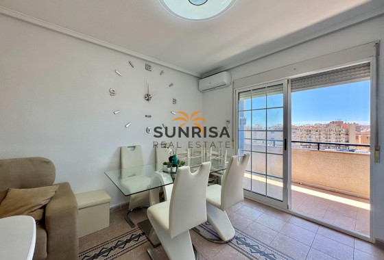 Appartement · Herverkoop - Torrevieja · La Mata · Alicante · Spanje