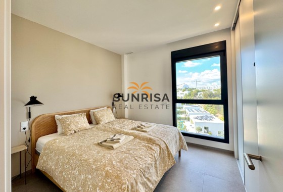 Appartement · Herverkoop - Orihuela Costa · Las Colinas Golf · Alicante · Spanje