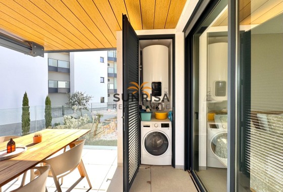 Appartement · Herverkoop - Orihuela Costa · Las Colinas Golf · Alicante · Spanje