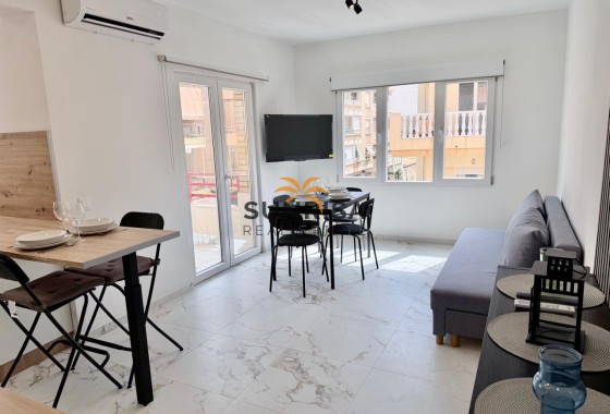 Appartement · Herverkoop - Torrevieja · Centro · Alicante · Spanje