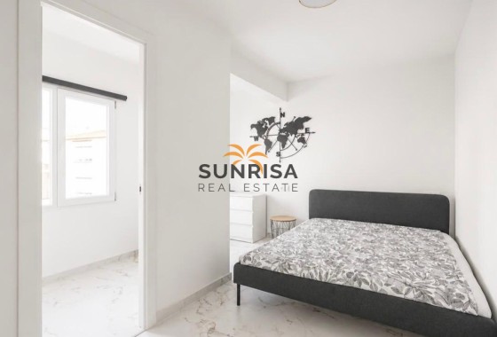 Appartement · Herverkoop - Torrevieja · Centro · Alicante · Spanje