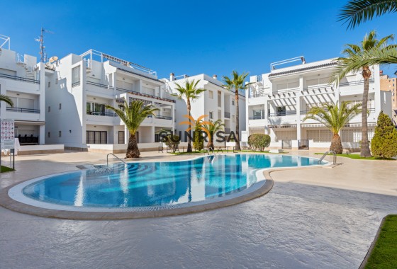 Appartement · Herverkoop - Torrevieja · Alicante · Spanje