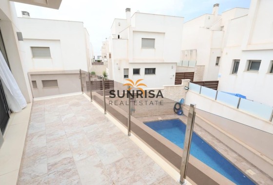 Huis · Herverkoop - Orihuela Costa · Villamartín - Las Filipinas · Alicante · Spanje