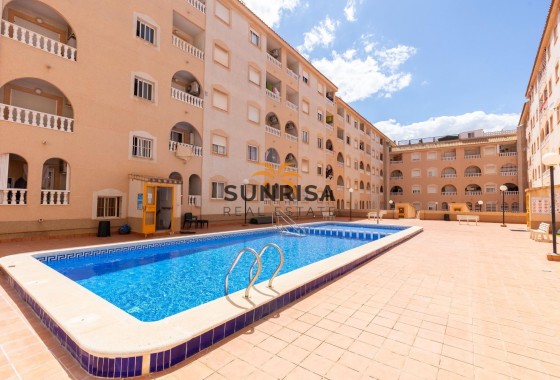 Penthouse · Herverkoop - Torrevieja · Estacion de autobuses · Alicante · Spanje