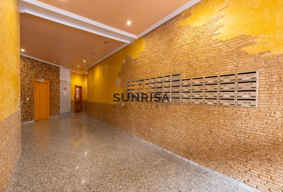 Penthouse · Herverkoop - Torrevieja · Estacion de autobuses · Alicante · Spanje