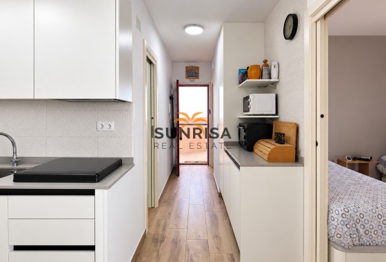Apartamento · Reventa - Torrevieja · La Mata · Alicante · España