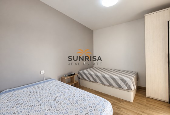 Apartamento · Reventa - Torrevieja · La Mata · Alicante · España